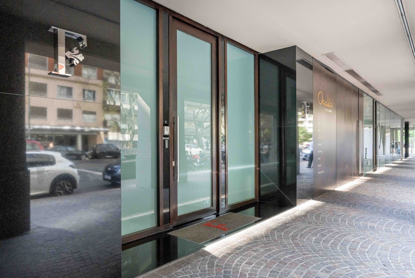 Exclusivo Triplex en Venta en Los Molinos Disctrict Building Faena Financiacion Amoblamiento Eugenio Aguirre Exclusivo y unico con quincho vidriado y parrilla privada