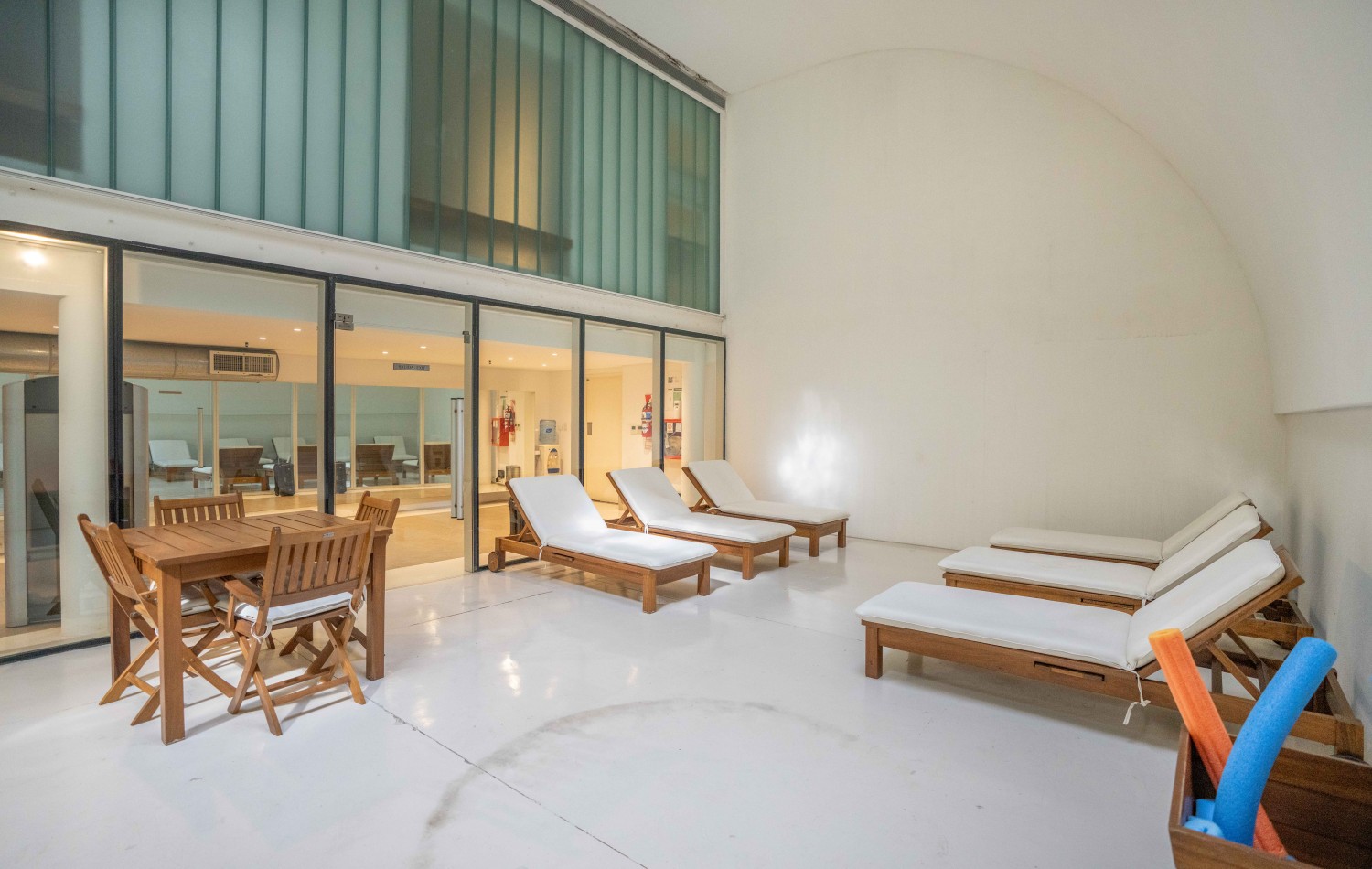 Exclusivo Triplex en Venta en Los Molinos Disctrict Building Faena Financiacion Amoblamiento Eugenio Aguirre Exclusivo y unico con quincho vidriado y parrilla privada