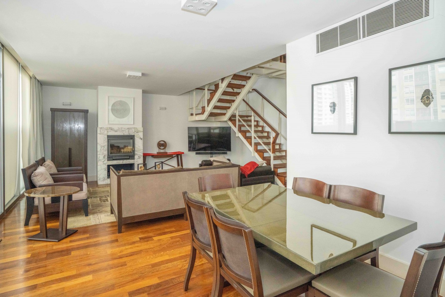 Exclusivo Triplex en Venta en Los Molinos Disctrict Building Faena Financiacion Amoblamiento Eugenio Aguirre Exclusivo y unico con quincho vidriado y parrilla privada