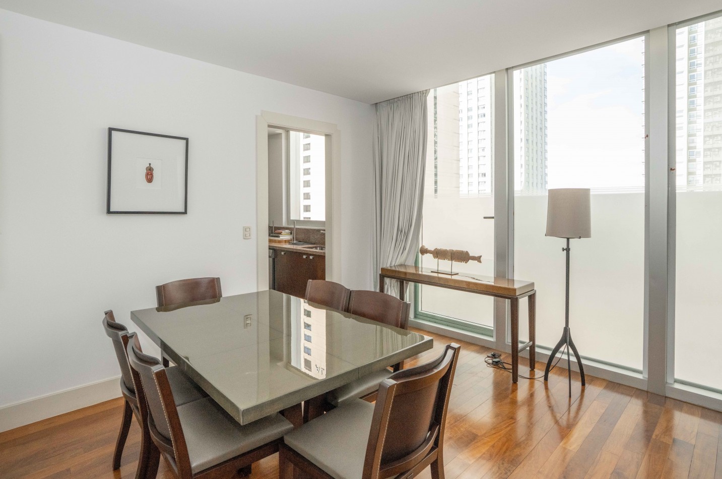 Exclusivo Triplex en Venta en Los Molinos Disctrict Building Faena Financiacion Amoblamiento Eugenio Aguirre Exclusivo y unico con quincho vidriado y parrilla privada