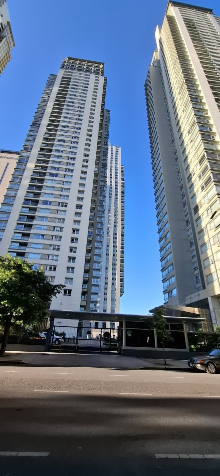 Departamento en venta 2 ambientes en Puerto Madero Torres Le Parc Piso alto Lindisimo