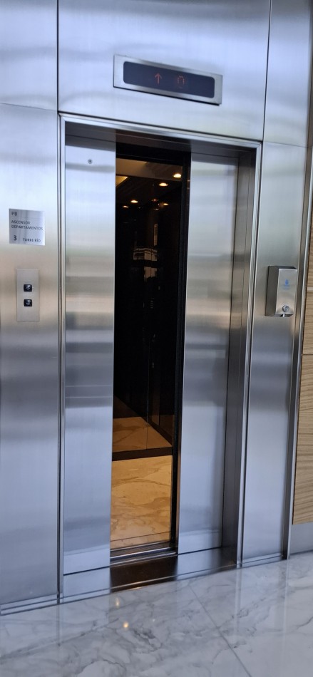 Departamento en venta 2 ambientes en Puerto Madero Torres Le Parc Piso alto Lindisimo