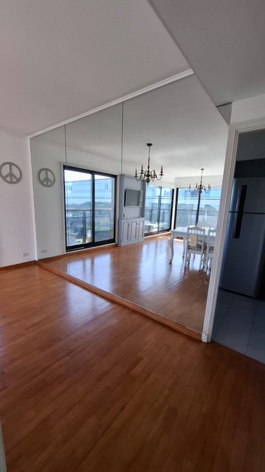 Alquiler 3 ambientes en Puerto Madero en Torres River View con o sin muebles
