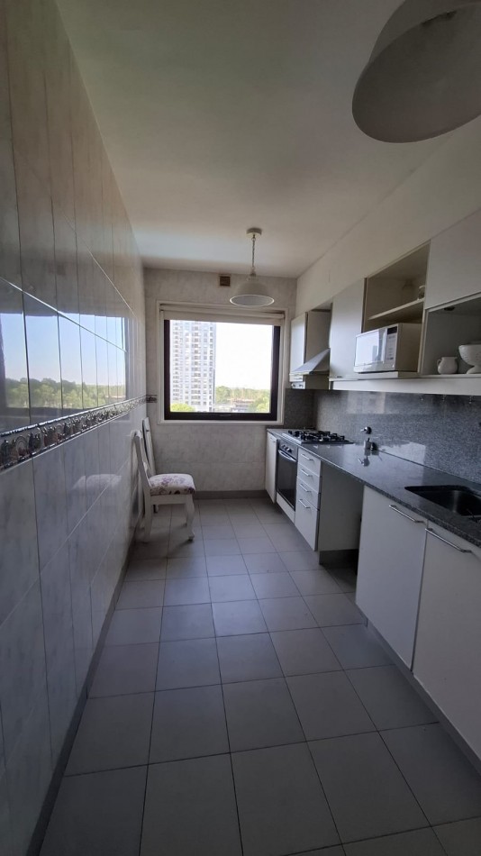 Alquiler 3 ambientes en Puerto Madero en Torres River View con o sin muebles