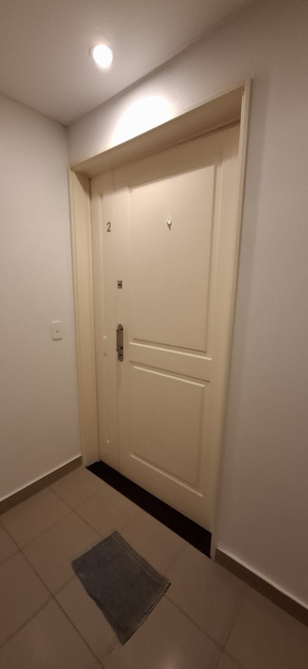 ALQUILADO - Departamento de 3 ambientes en alquiler sin muebles piso alto luminoso