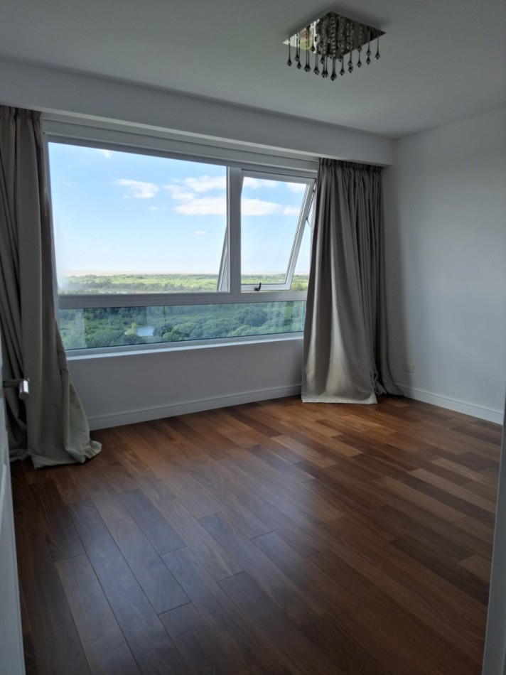 ALQUILADO - Departamento de 3 ambientes en alquiler sin muebles piso alto luminoso